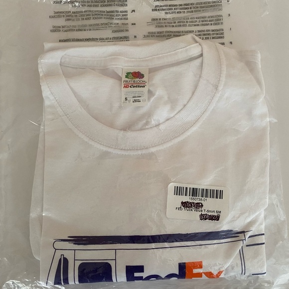 FRUIT of the LOOM FedEx Delivery Truck Graphic Design Unisex Small White Cotton - Picture 8 of 8